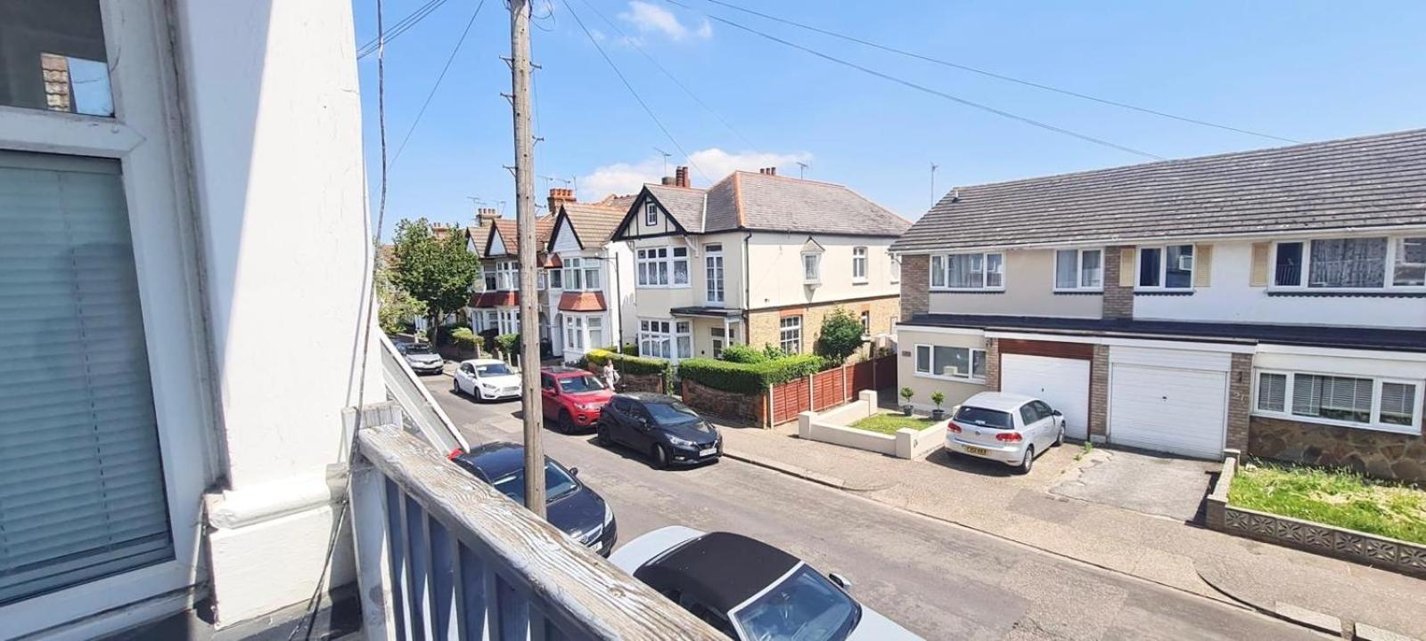 Westcliff-On-Sea Modern 2 Bedroom Apartment - Free Parking Southend-on-Sea Exterior foto